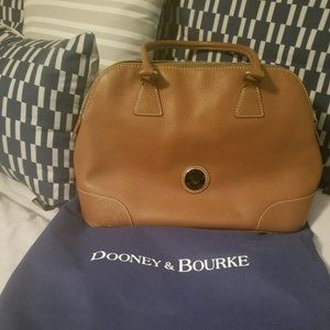 Dooney & Bourke Bag